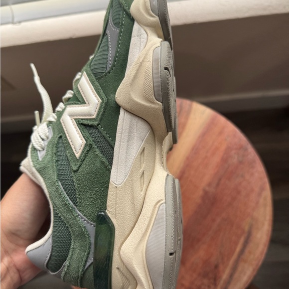 New Balance 9060 Sneakers - Picture 2 of 5